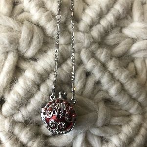 Locket necklace